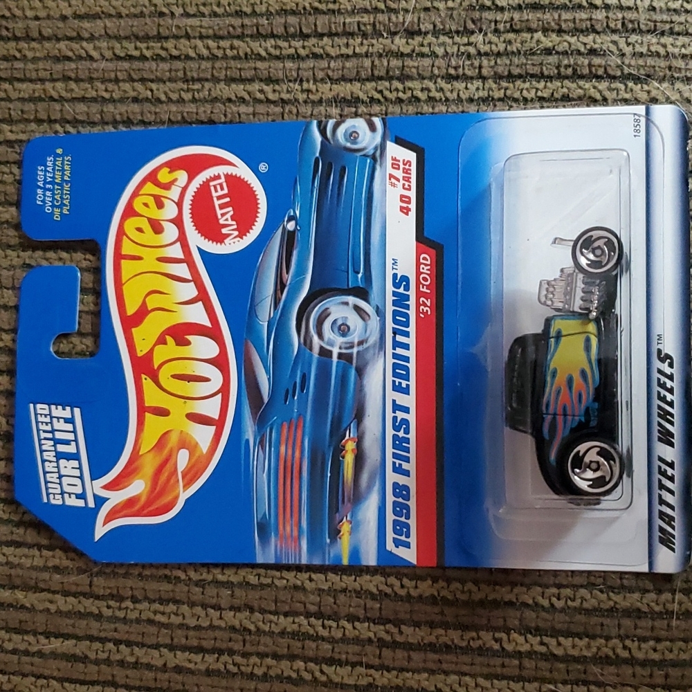 Hot Wheels 1998 First Editions '32 Ford Collector #636